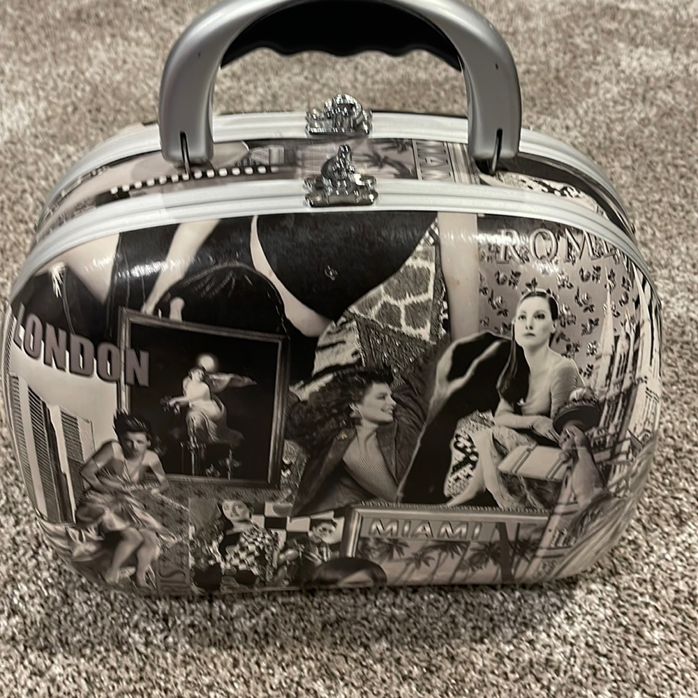 Train case